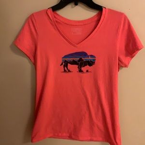 Women’s Patagonia T-Shirt. V-neck, regular fit. Size Small. Pink.
